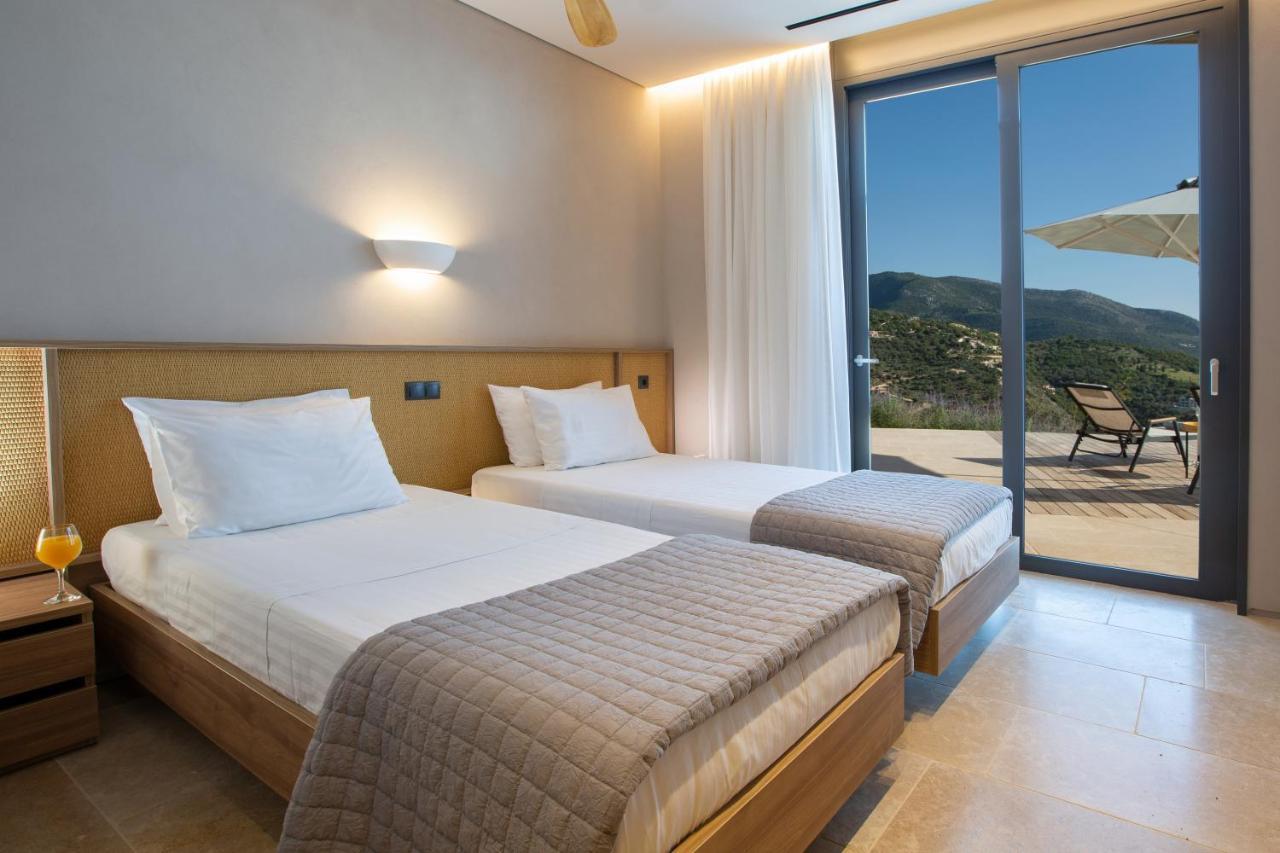 Blooms Of Sivota Bay - Luxury Villas With Private Heated Pool Luaran gambar