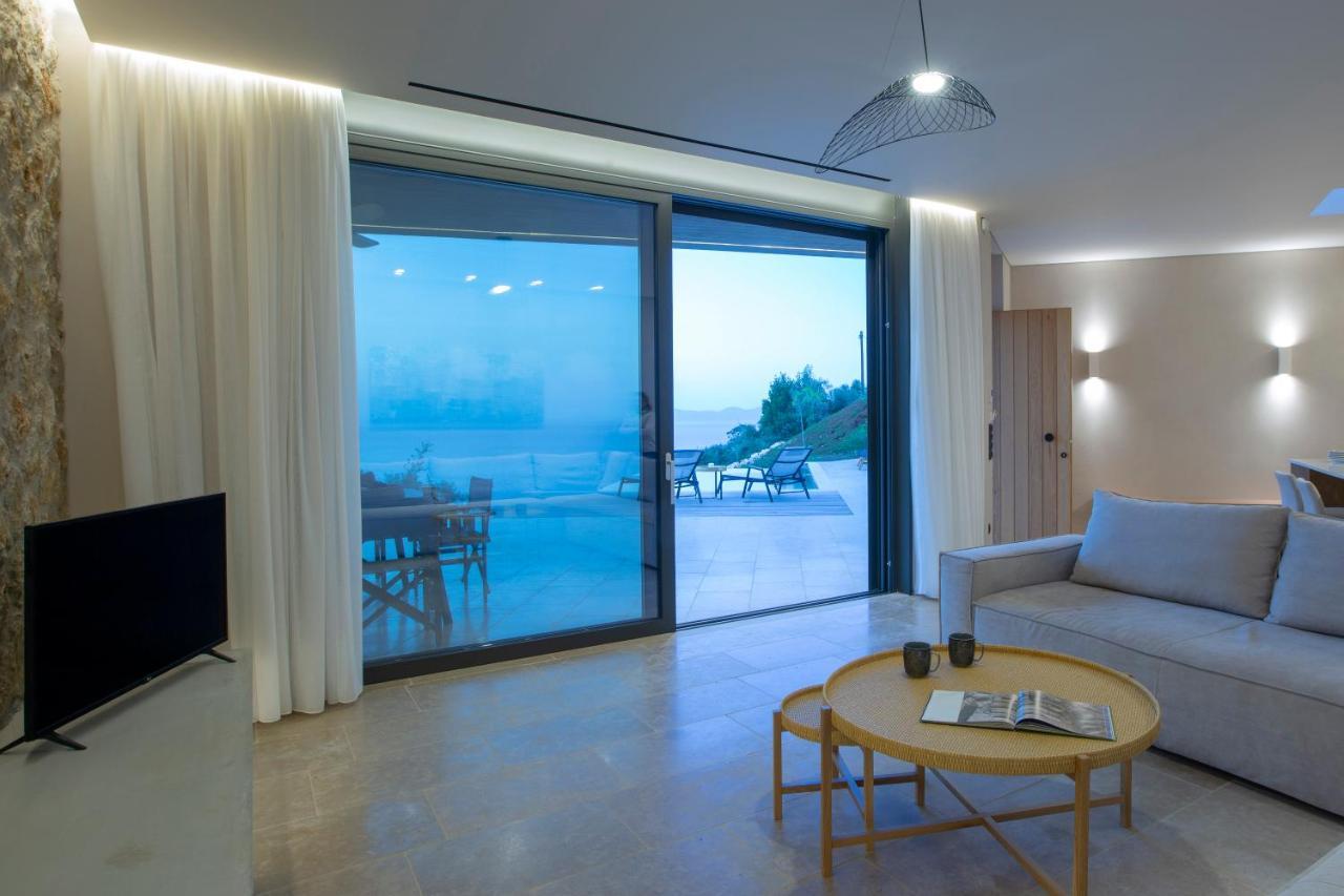 Blooms Of Sivota Bay - Luxury Villas With Private Heated Pool Luaran gambar