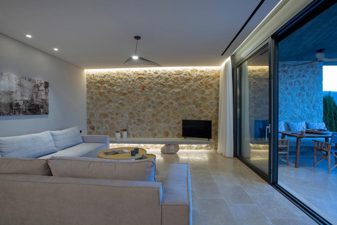 Blooms Of Sivota Bay - Luxury Villas With Private Heated Pool Luaran gambar